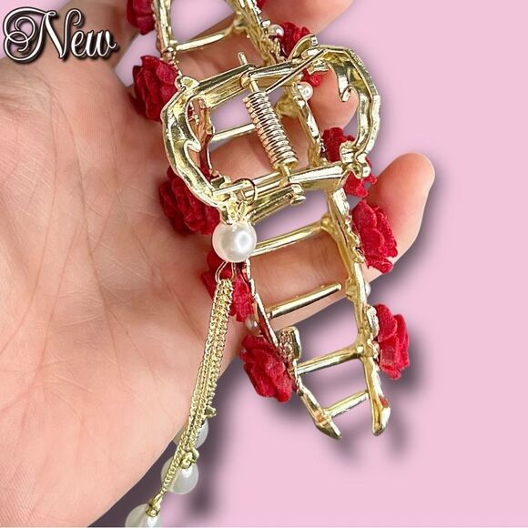 New Gold Rose Vine Hair Clip with Pearls & Rhinestone Leaves - Picture 3 of 7